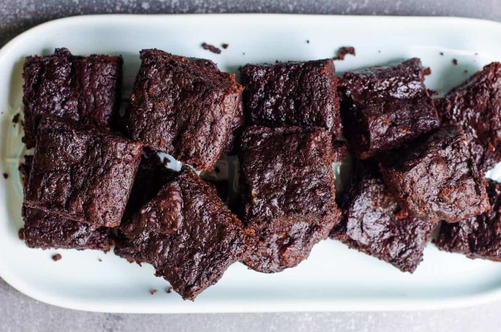 Healthy chocolate zucchini brownies