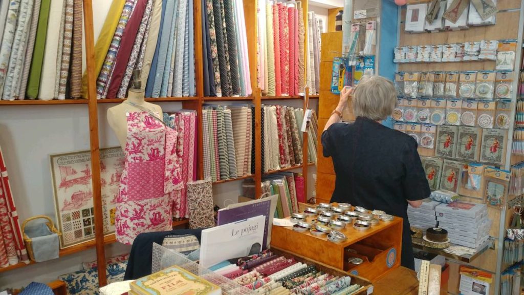 fabric shopping in Paris