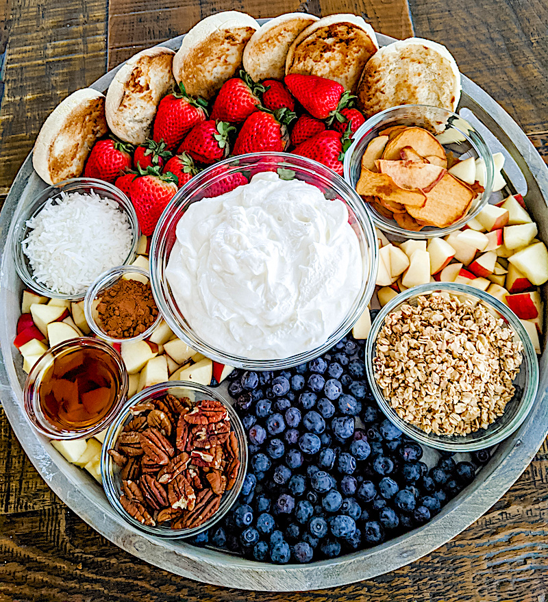 the finished easy Easter brunch board