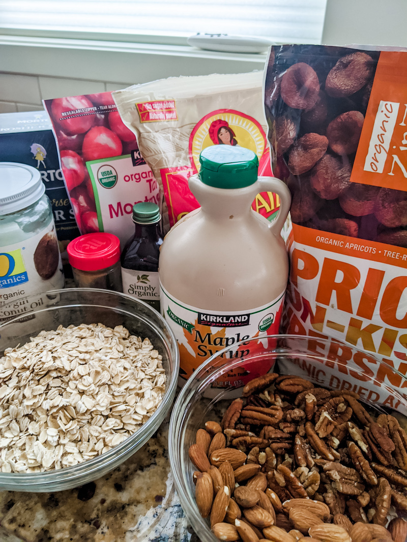 Easy Homemade Granola