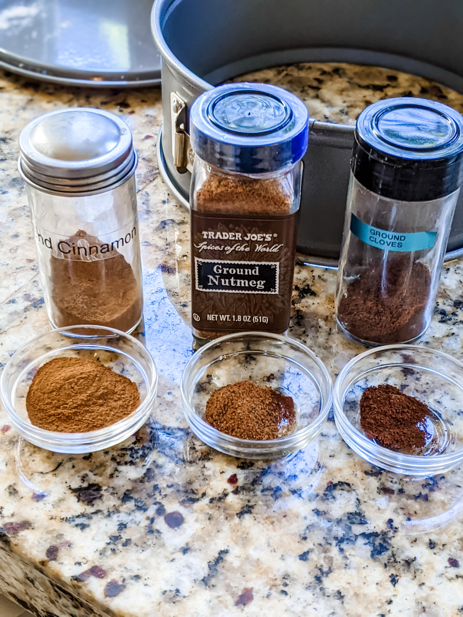 The spices needed for the Easy Hot Buttered Rum