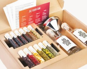 DO YOUR GIN | Gin Making Kit , one of the gifts for all the men in your life