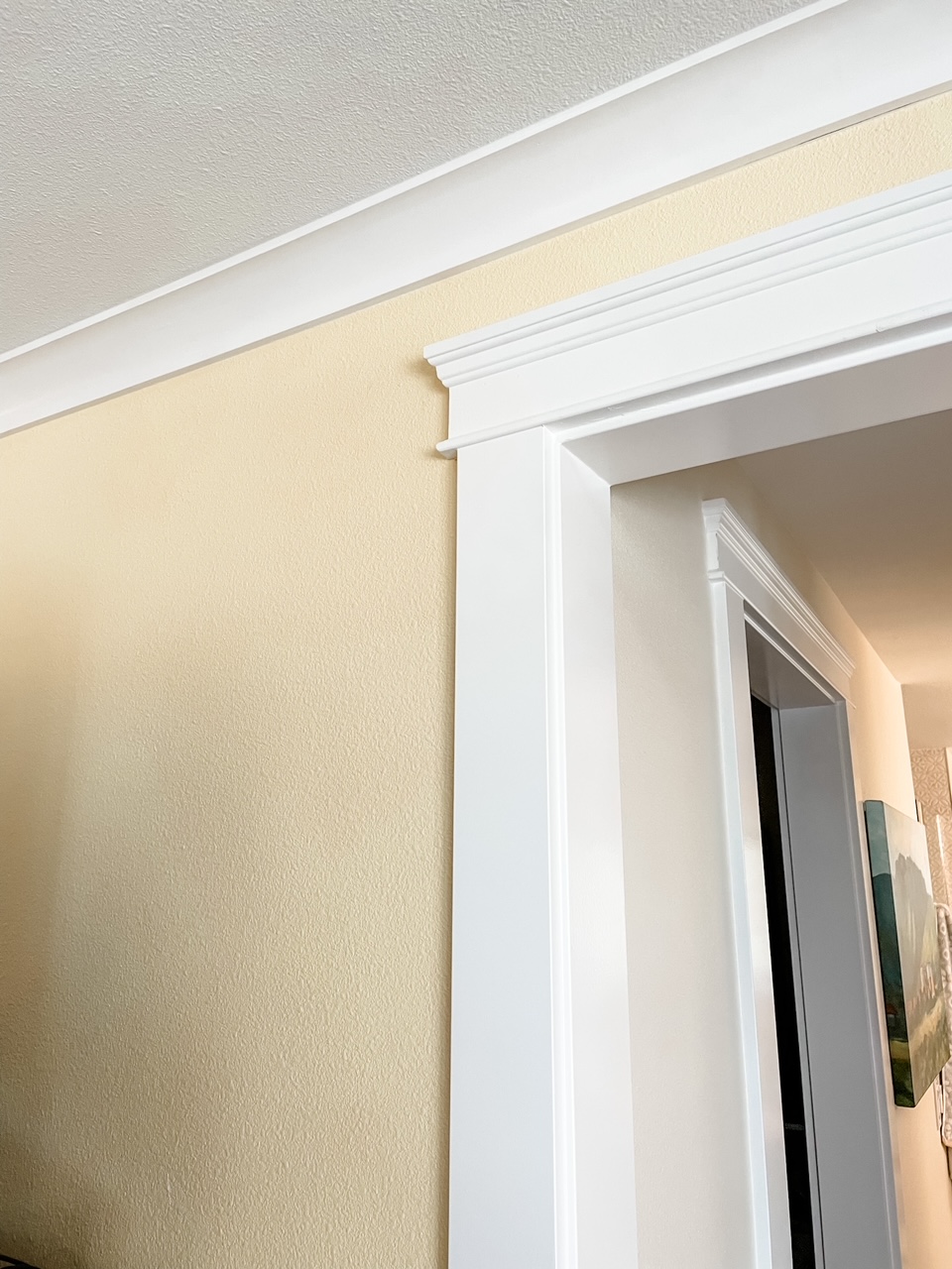 A close up of the crown molding