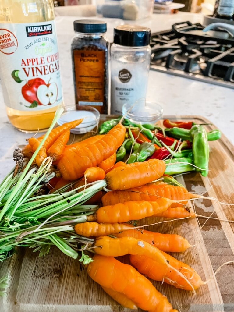 The f-ingredients easy pickled carrots - carrots, salt, vinegar, sugar and water