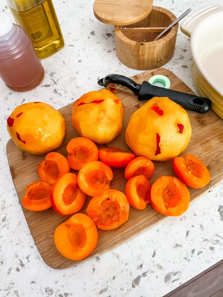 The pitted and sliced apricots