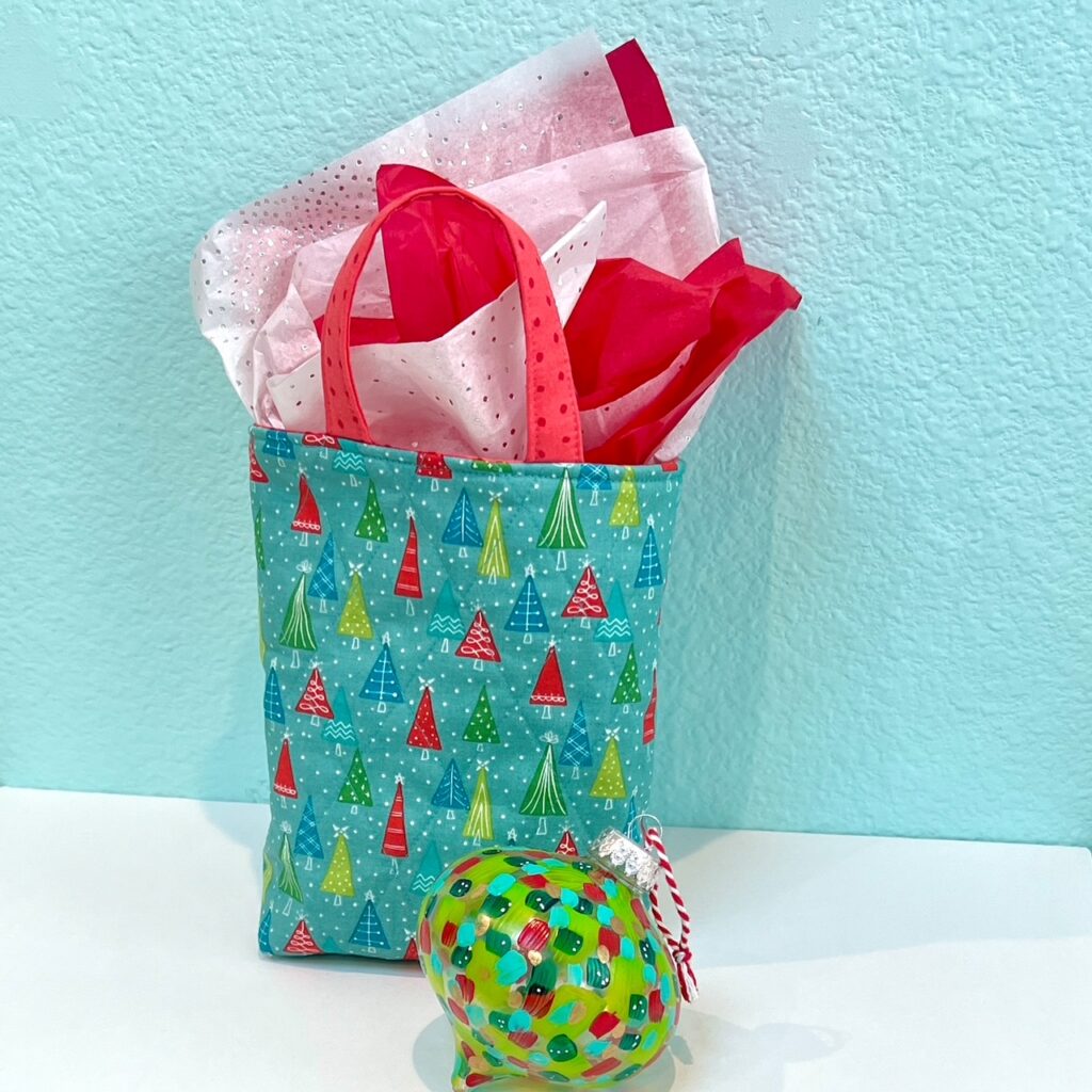 What your finished DIY Fabric Gift Bags should look like