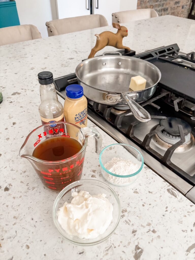 The ingredients for making the sauce