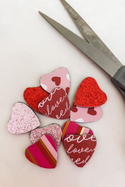 The finished Valentine Heart Magnets