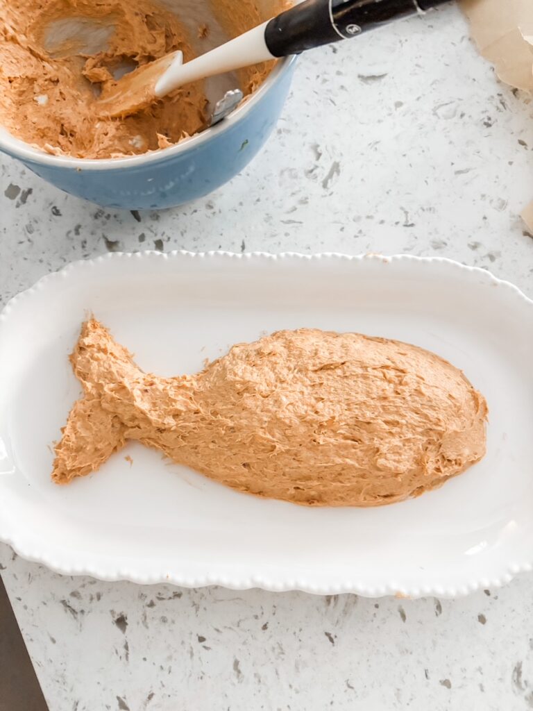 The spread fully shaped into the fish